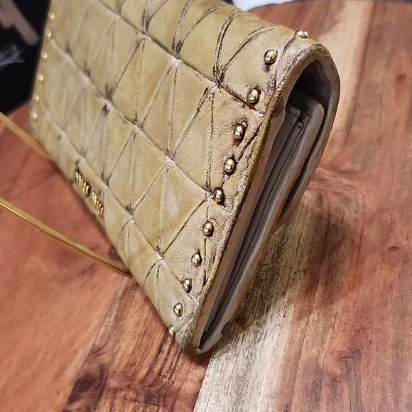 Miu Miu Tan Distressed Studded Wallet W/antique Finish - Picture 5 of 15